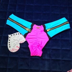 Beach Bunny bottoms *Brand New*